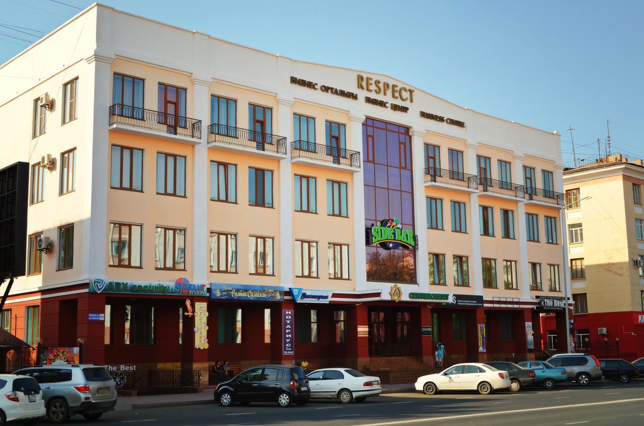 Respect Hotel Pavlodar Exterior photo